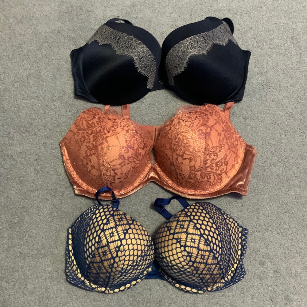 Victorias Secret Push up Bras Size 38D